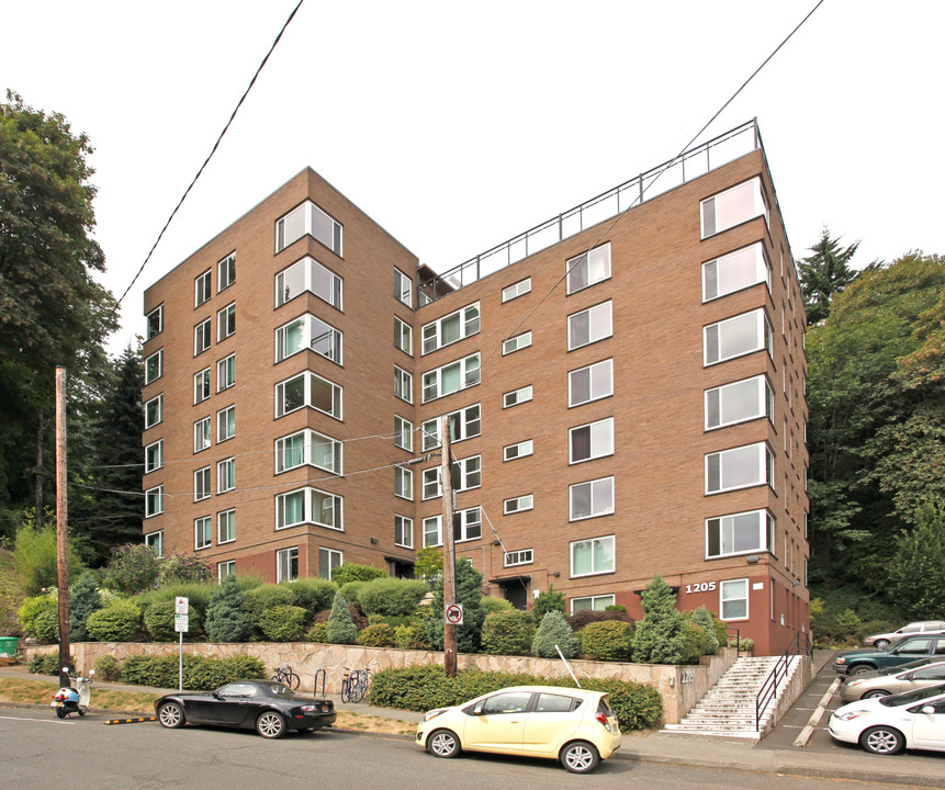 Cardinell View in Portland, OR - Building Photo