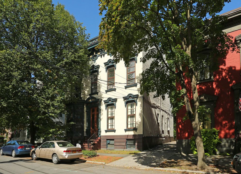 111 Union St in Schenectady, NY - Foto de edificio