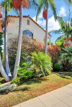 458 Smithwood Dr, Unit 458 Smithwood in Beverly Hills, CA - Building Photo - Building Photo