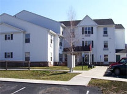 Friendship Heights in Friendsville, MD - Foto de edificio