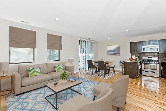 4759 N Maplewood Ave in Chicago, IL - Building Photo - Building Photo