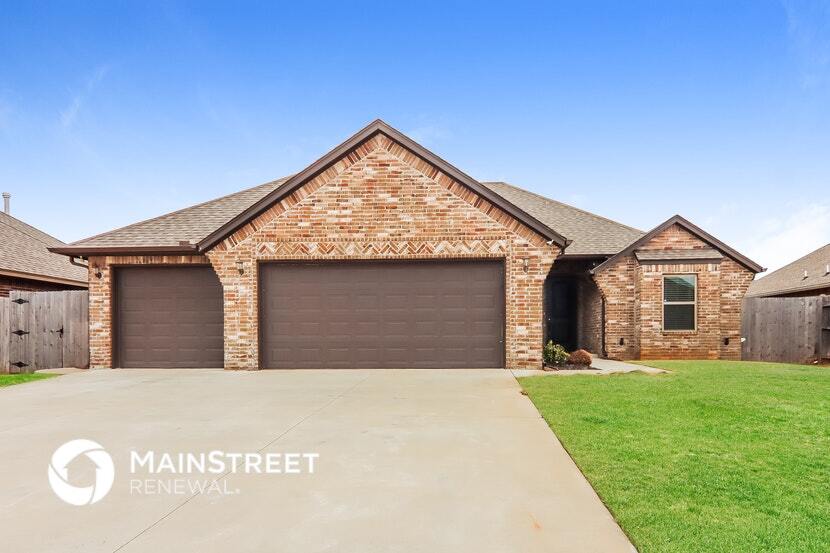 546 W Pine Rose Ct Way in Mustang, OK - Foto de edificio