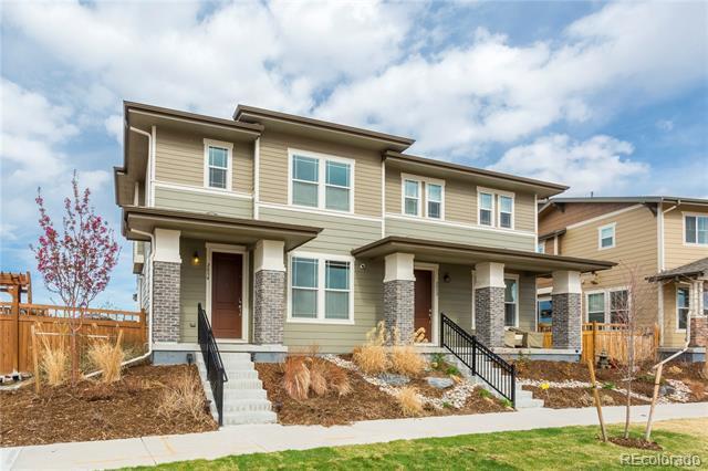 2834 Macon Way in Denver, CO - Building Photo