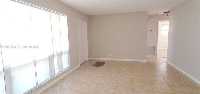 1900 N 32nd Ct in Hollywood, FL - Building Photo - Building Photo