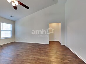 129 Charlesfort Way in Moncks Corner, SC - Foto de edificio - Building Photo