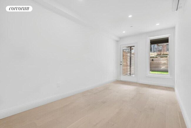 260 Clifton Pl in Brooklyn, NY - Building Photo - Building Photo