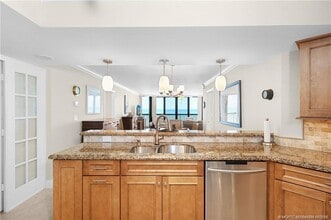 9550 S Ocean Dr in Jensen Beach, FL - Building Photo - Building Photo