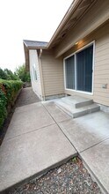 5236 SW Technology Loop in Corvallis, OR - Building Photo - Building Photo