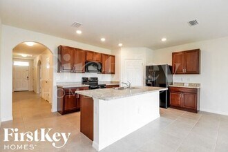2625 SW 9th Ave in Cape Coral, FL - Building Photo - Building Photo