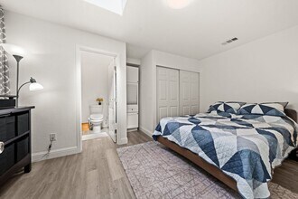2517 Filbert St in Oakland, CA - Building Photo - Building Photo