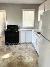 2213 Fulton Ave SW in Birmingham, AL - Foto de edificio - Building Photo