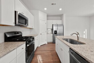 136 Marsh Deer Pl in Surfside Beach, SC - Building Photo - Building Photo