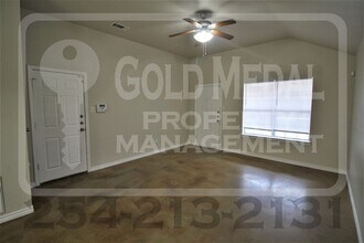 4003 Cambridge Dr in Killeen, TX - Building Photo - Building Photo