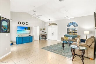 2014 NW 25th Pl in Cape Coral, FL - Building Photo - Building Photo