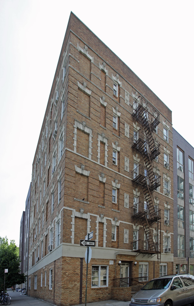 276 S 1st St in Brooklyn, NY - Building Photo - Building Photo