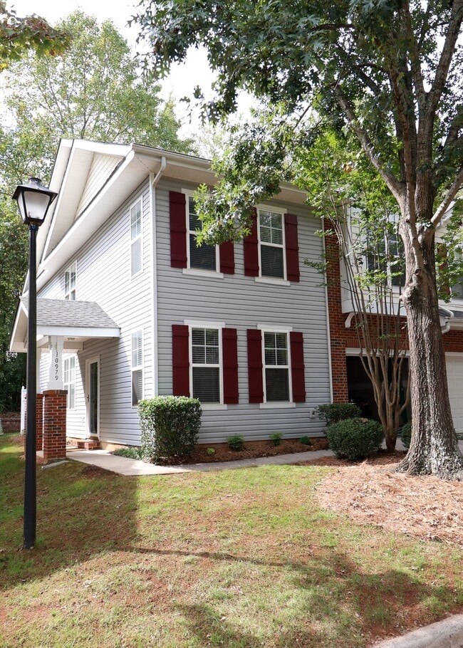 10979 Princeton Village Dr