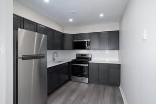 Borbeck Court in Philadelphia, PA - Building Photo