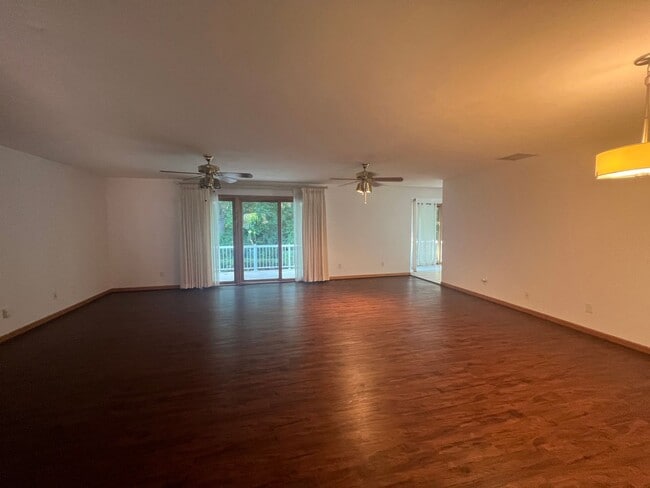 1205 Harmony Ct in Springfield, IL - Building Photo - Building Photo