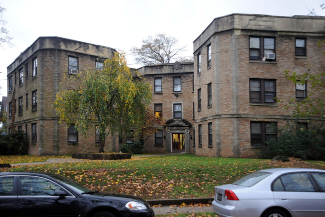 Vernon Hall in Philadelphia, PA - Building Photo - Building Photo