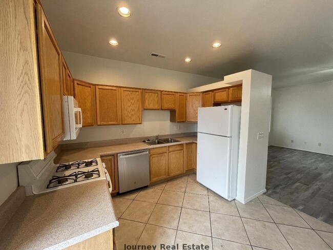 3123 N Corrine Dr in Prescott Valley, AZ - Building Photo - Building Photo
