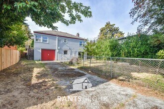 132 Rogers St NW in Olympia, WA - Building Photo - Building Photo