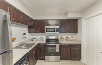 121 Danube Ave in Tampa, FL - Building Photo - Building Photo