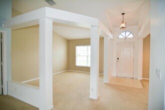 3649 SW Viceroy St in Port St. Lucie, FL - Foto de edificio - Building Photo