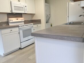 11501-11503 SE 34th Ave in Milwaukie, OR - Building Photo - Building Photo