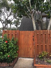 3824 Saxon Dr in New Smyrna Beach, FL - Building Photo - Building Photo