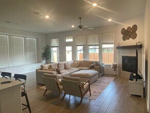 1224 Water Canna Dr in Justin, TX - Building Photo - Building Photo