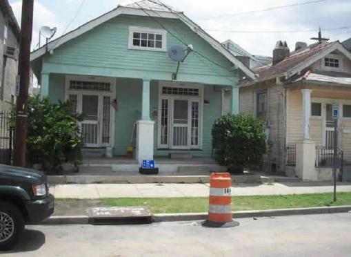 2417-2419 Josephine St in New Orleans, LA - Foto de edificio