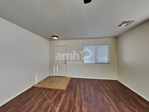 21967 W Sonora St in Buckeye, AZ - Building Photo - Building Photo