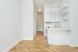 459 Massachusetts Ave, Unit 5 in Boston, MA - Building Photo - Building Photo