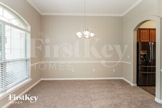 874 Club Hills Dr in Eustis, FL - Building Photo - Building Photo