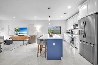 2951 NW 13th St in Miami, FL - Building Photo - Building Photo