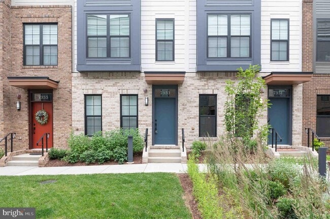 7353 Blade Dr in Falls Church, VA - Building Photo - Building Photo