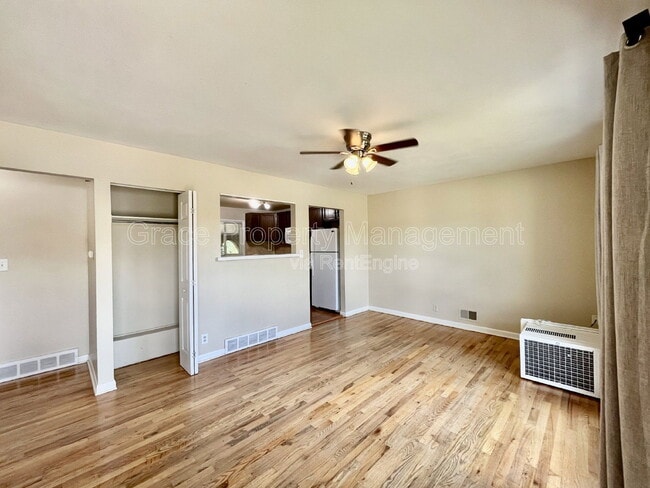 10758 Ogden St in Northglenn, CO - Building Photo - Building Photo