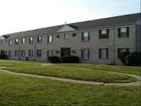 Holland Crossing in Maumee, OH - Foto de edificio - Building Photo