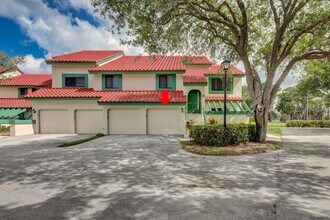 6 Lexington Ln E in Palm Beach Gardens, FL - Building Photo - Building Photo