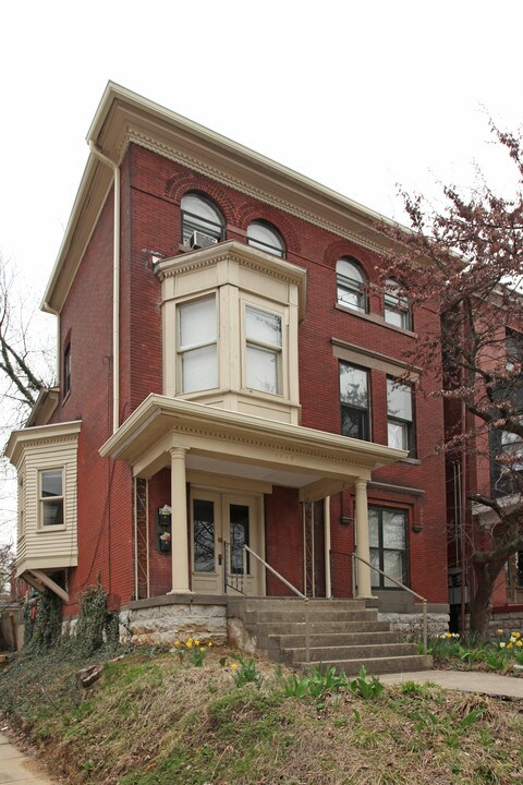 1359 S Brook St in Louisville, KY - Foto de edificio