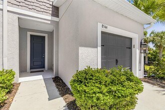 8544 Canyon Creek Trail in Parrish, FL - Building Photo - Building Photo