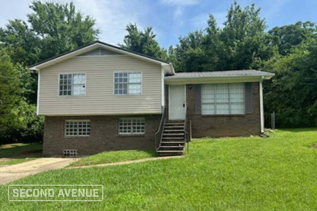 5124 Rick Dr in Pinson, AL - Building Photo