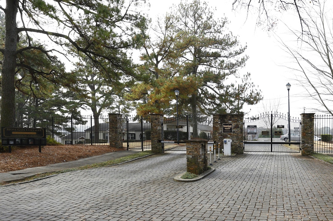 Stonegate Cottages in Atlanta, GA - Foto de edificio