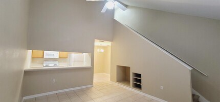 2740 W Tharpe St in Tallahassee, FL - Building Photo - Building Photo