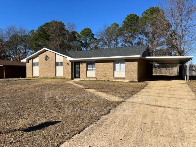 2745 N Wallace Dr in Montgomery, AL - Building Photo - Building Photo