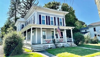 315 W Broadway in Fulton, NY - Building Photo