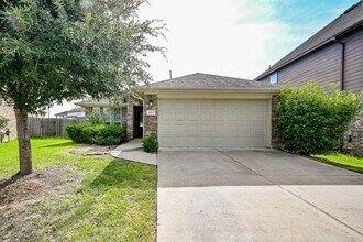 18707 Majestic Vista Ln in Richmond, TX - Foto de edificio - Building Photo