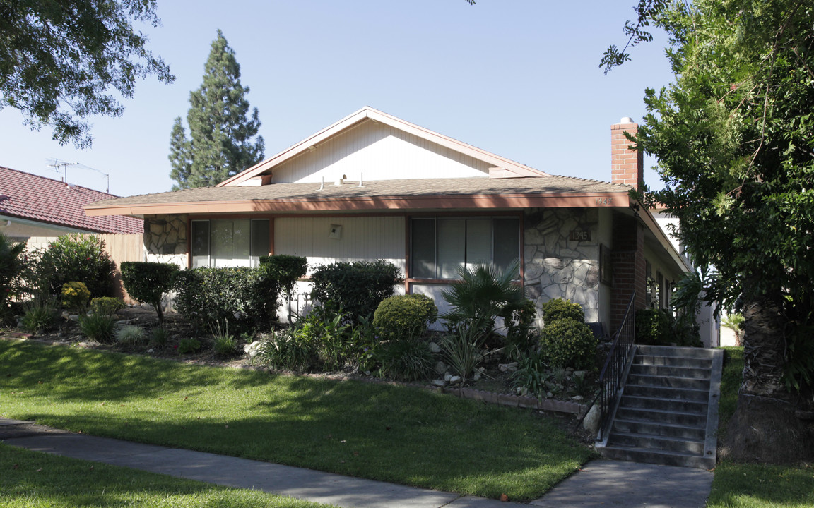 1345 Springfield St in Upland, CA - Building Photo