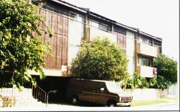 Dufresne apartments in Los Angeles, CA - Building Photo - Building Photo