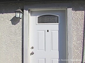 405 S 15th St in Las Vegas, NV - Building Photo - Building Photo